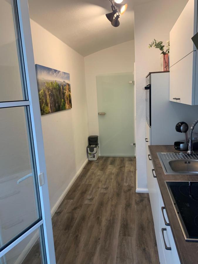 40 Qm Appartment Parkplatz, Balkon,Netflix, Prime Chemnitz Exterior photo