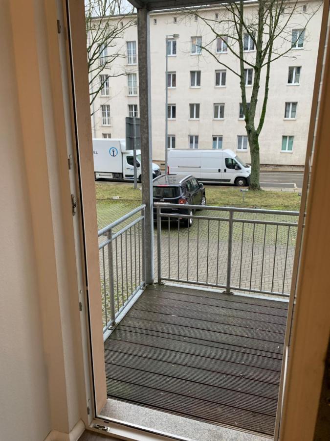 40 Qm Appartment Parkplatz, Balkon,Netflix, Prime Chemnitz Exterior photo